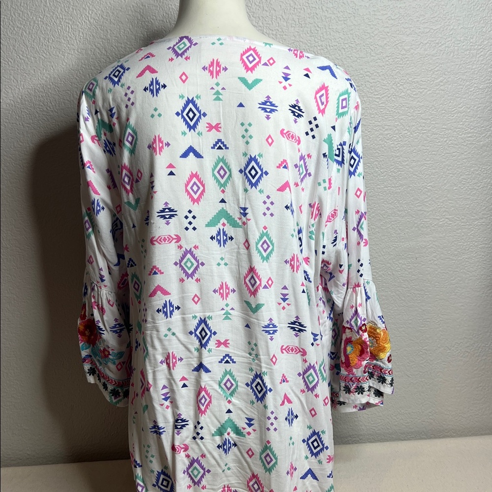 Savanna Jane Embroidered Boho Blouse Women’s 1X Floral Aztec Top - Picture 6 of 8